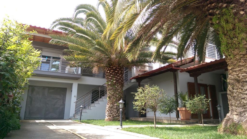 Aimilias Family Apartments Nea Vrasna Exterior photo