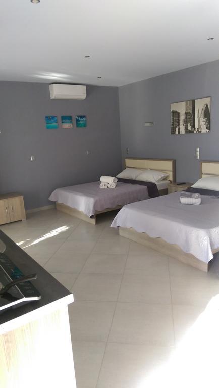 Aimilias Family Apartments Nea Vrasna Exterior photo